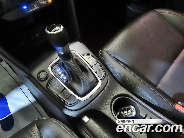 Hyundai Kona 1.6 Turbo 2WD Modern Tech 2018 — фото 16