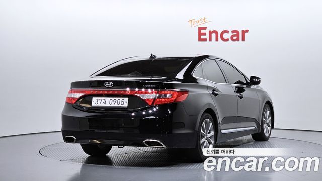 Hyundai Grandeur (HG) HG300 Premium Collection 2017 — фото 2