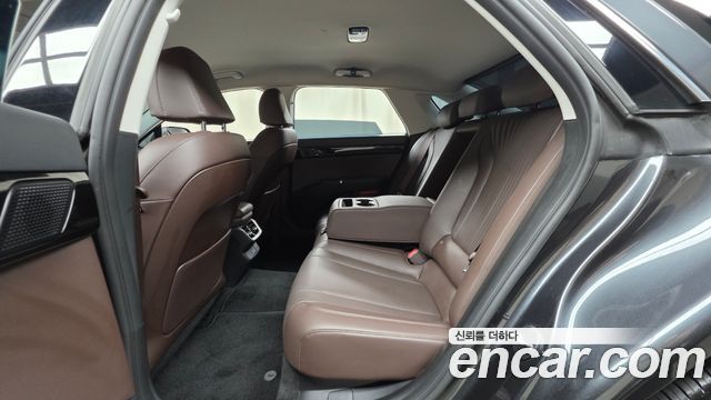 Hyundai Grandeur (GN7) 2,5 Gasoline 2WD Exclusive 2025 — фото 12