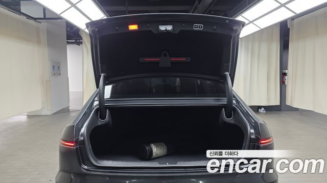 Hyundai Grandeur (GN7) 2,5 Gasoline 2WD Exclusive 2025 — фото 16