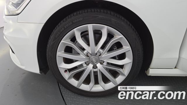 Audi A6 45 TDI Quattro Dynamic C7 2015 — фото 5