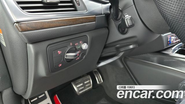 Audi A6 45 TDI Quattro Dynamic C7 2015 — фото 18
