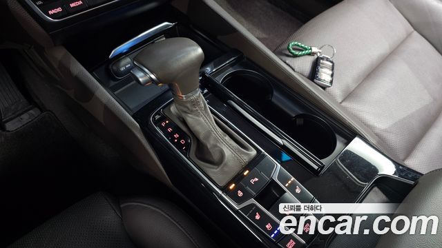 Kia K7 2.4 GDI Prestige 2017 — фото 9