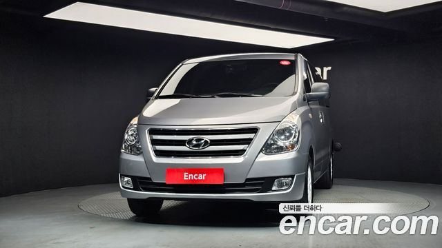 Hyundai Grand Starex 5-Seater VAN Smart 2017 — фото 3