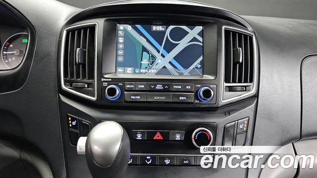 Hyundai Grand Starex 5-Seater VAN Smart 2017 — фото 14