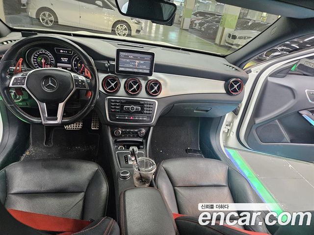 Mercedes-Benz GLA-Class (X156) GLA45 AMG 4MATIC 2015 — фото 15