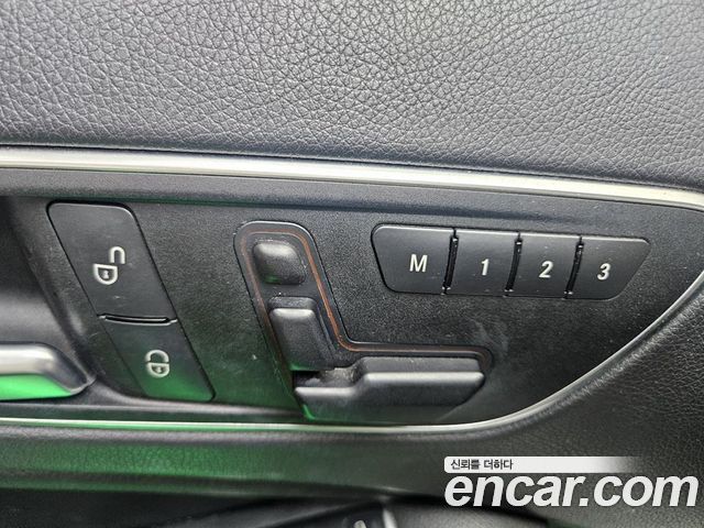 Mercedes-Benz GLA-Class (X156) GLA45 AMG 4MATIC 2015 — фото 16