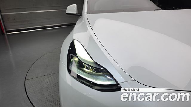 Tesla Model Y RWD 2024 — фото 22