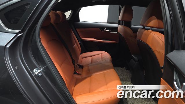 Kia K3 (II) 1.6 Prestige 2023 — фото 12