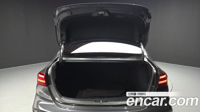 Kia K3 (II) 1.6 Prestige 2023 — фото 20
