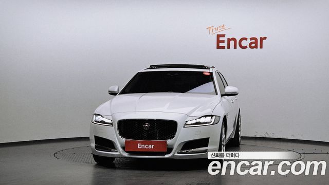 Jaguar XF (X260) 20d Portfolio 2017 — фото 3