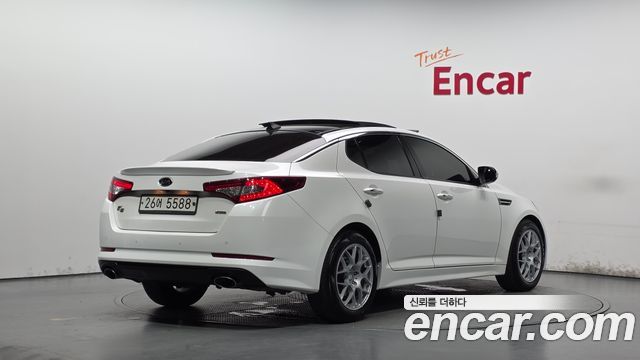 Kia K5 2.0 Turbo-GDI Noblesse 2013 — фото 2