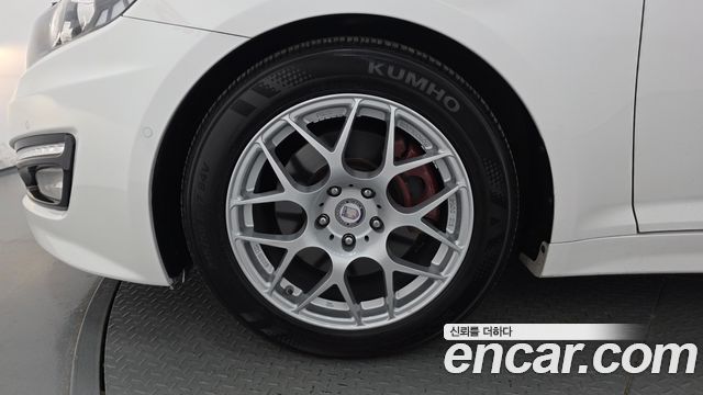 Kia K5 2.0 Turbo-GDI Noblesse 2013 — фото 5