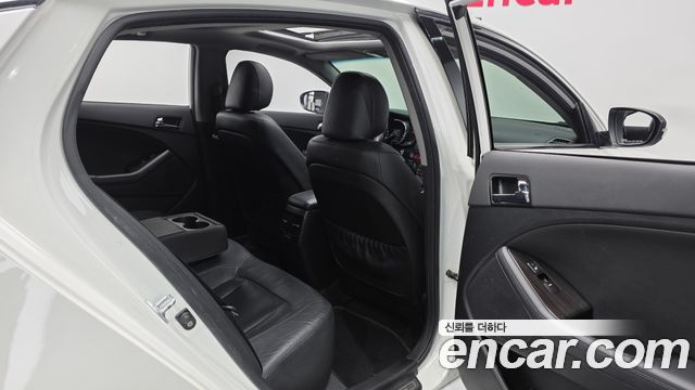 Kia K5 2.0 Turbo-GDI Noblesse 2013 — фото 12