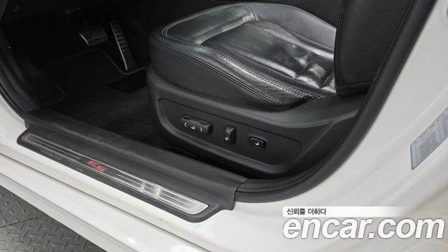 Kia K5 2.0 Turbo-GDI Noblesse 2013 — фото 18