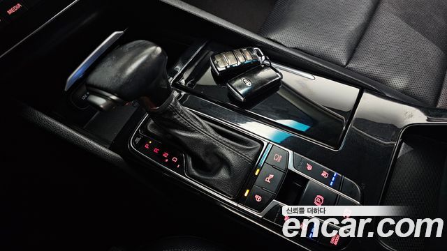 Kia K7 3.0 GDI Prestige 2018 — фото 9