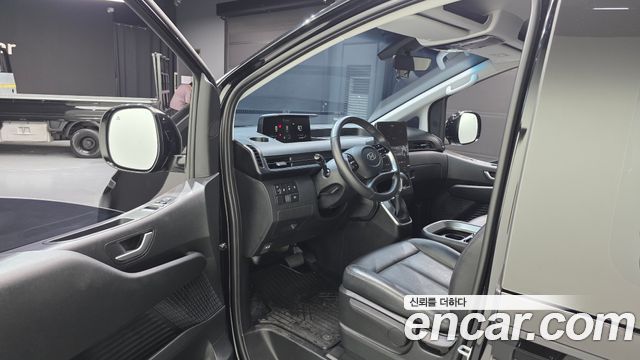 Hyundai Staria Cargo 5-Seater Modern 2023 — фото 10