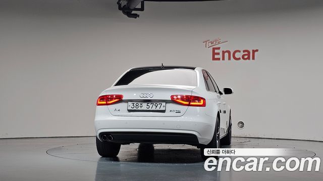 Audi A4 2.0 TDI dynamic B8 2014 — фото 4