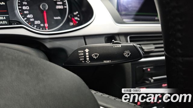 Audi A4 2.0 TDI dynamic B8 2014 — фото 16