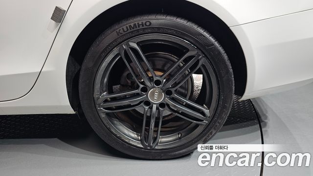 Audi A4 2.0 TDI dynamic B8 2014 — фото 21