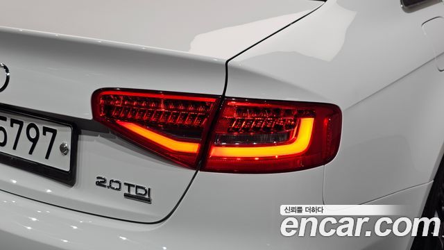 Audi A4 2.0 TDI dynamic B8 2014 — фото 23
