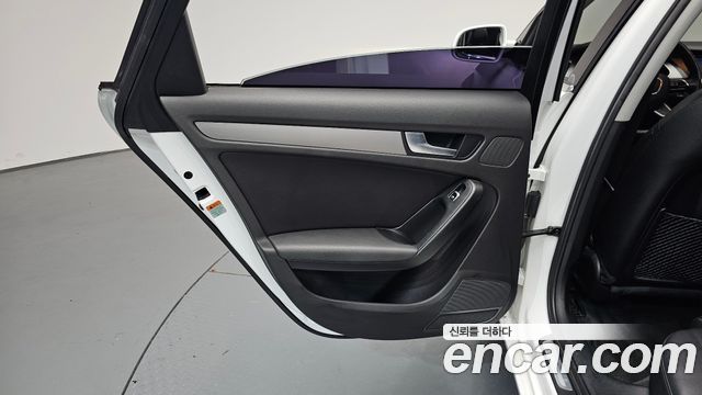 Audi A4 2.0 TDI dynamic B8 2014 — фото 25