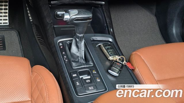 Kia Sorento Gasoline 2.0 Turbo 4WD Master Special 2020 — фото 9
