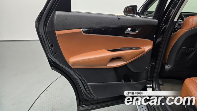 Kia Sorento Gasoline 2.0 Turbo 4WD Master Special 2020 — фото 31