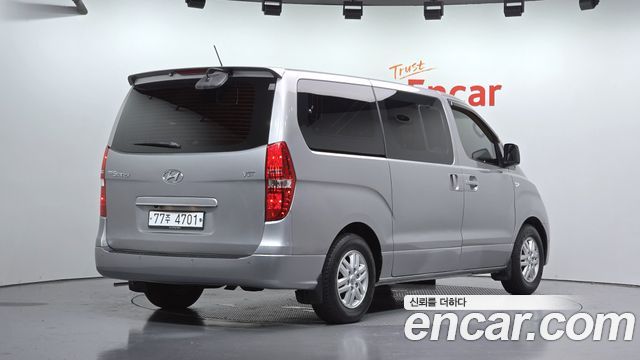Hyundai Grand Starex 12-Seater Wagon Modern 2016 — фото 2