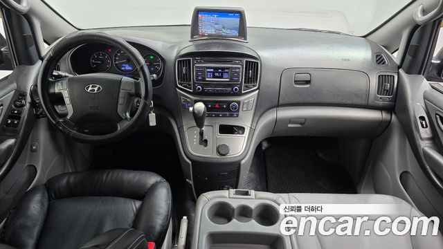 Hyundai Grand Starex 12-Seater Wagon Modern 2016 — фото 7