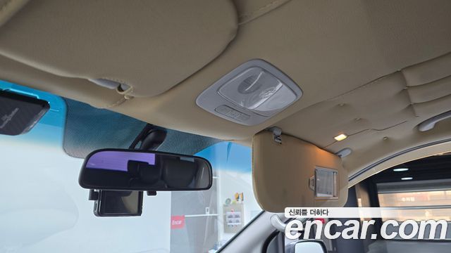 Hyundai Grand Starex 12-Seater Wagon Modern 2016 — фото 16