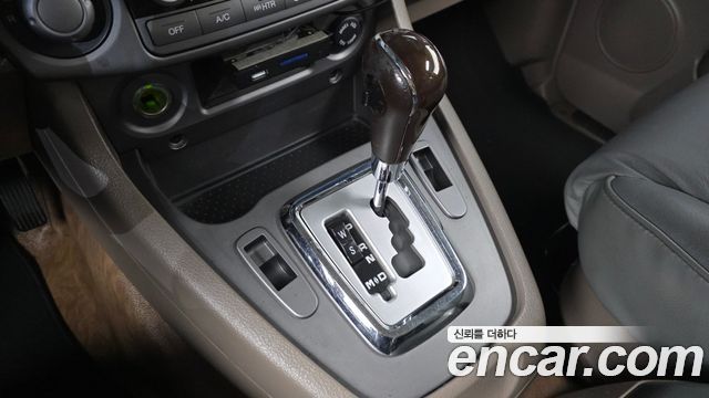KG Mobility (SsangYong) Korando Turismo 4WD GT 9-seater 2015 — фото 9
