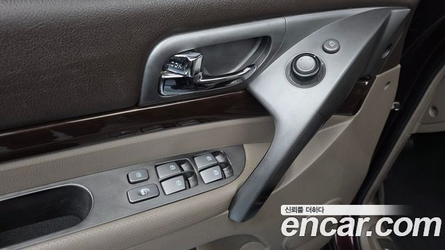 KG Mobility (SsangYong) Korando Turismo 4WD GT 9-seater 2015 — фото 19