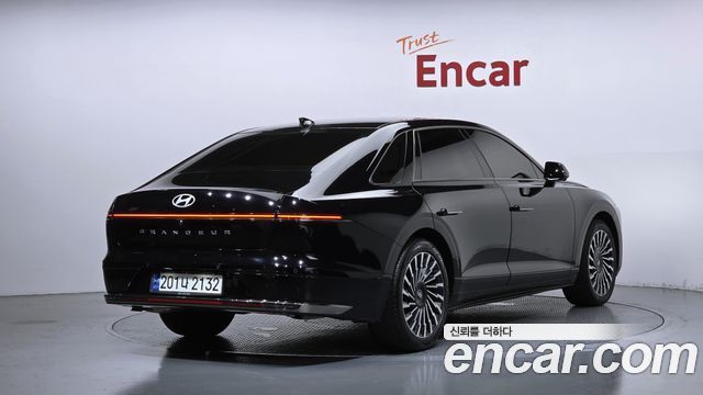 Hyundai Grandeur Hybrid (GN7) Calligraphy 2023 — фото 2