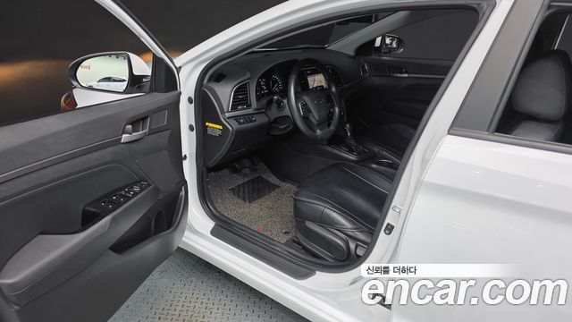 Hyundai Avante (AD) 1.6 GDI Smart 2017 — фото 10