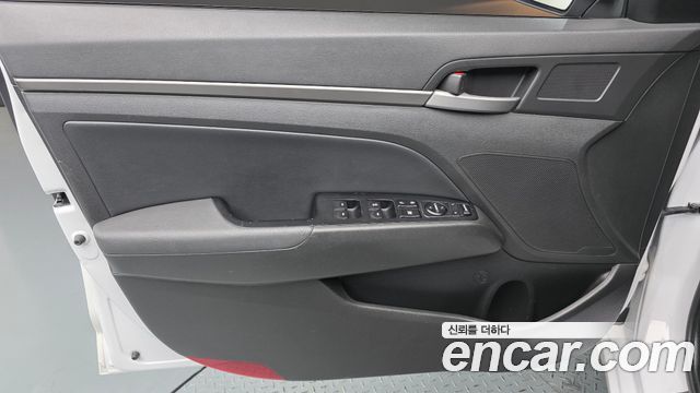 Hyundai Avante (AD) 1.6 GDI Smart 2017 — фото 24