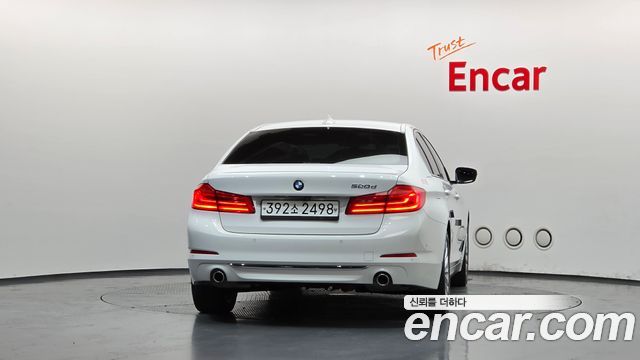 BMW 5 Series (G30) 520d Luxury Plus 2020 — фото 4