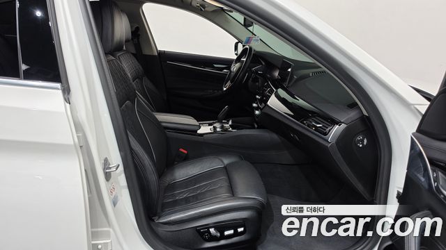BMW 5 Series (G30) 520d Luxury Plus 2020 — фото 32