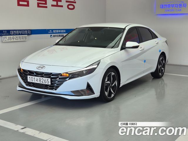 Hyundai Avante (CN7) 1.6 Smart