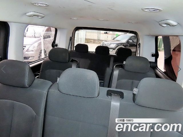 Hyundai Staria Tourer 11-Seater Smart 2023 — фото 7