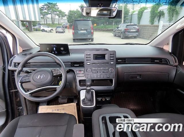 Hyundai Staria Tourer 11-Seater Smart 2023 — фото 8
