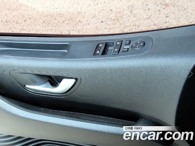 Hyundai Staria Tourer 11-Seater Smart 2023 — фото 16