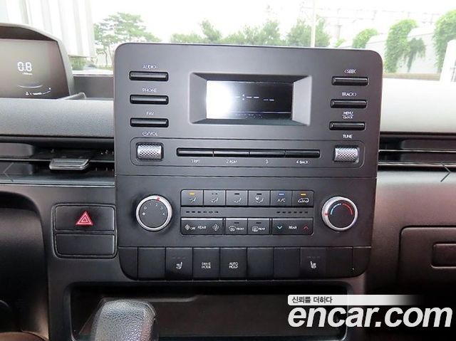 Hyundai Staria Tourer 11-Seater Smart 2023 — фото 18