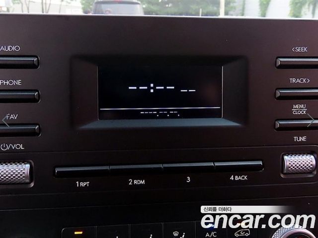 Hyundai Staria Tourer 11-Seater Smart 2023 — фото 19