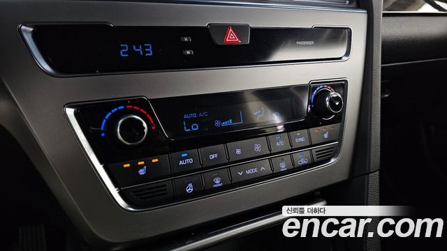 Hyundai Sonata (LF) 2.0 Smart 2015 — фото 18