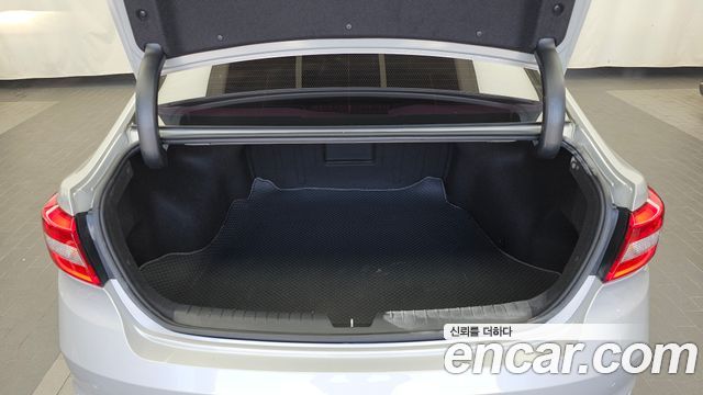 Hyundai Sonata (LF) 2.0 Smart 2015 — фото 20