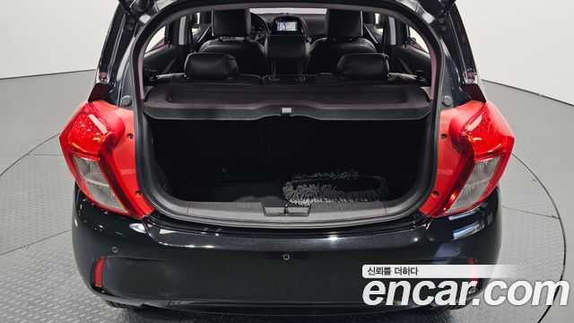 Chevrolet Spark Premier 2019 — фото 32