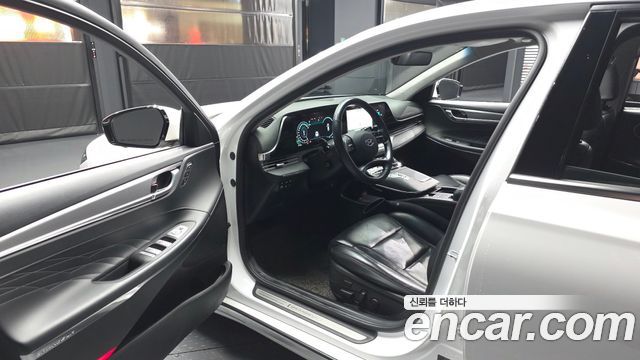 Hyundai Grandeur Hybrid (IG) Calligraphy 2020 — фото 10