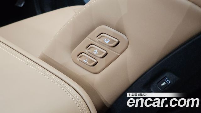 Hyundai Santa Fe (MX5) HEV 1.6 2WD Calligraphy 2025 — фото 21