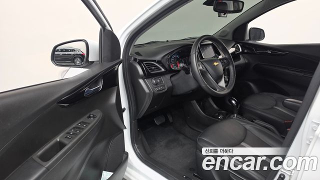 Chevrolet Spark Premier 2022 — фото 10